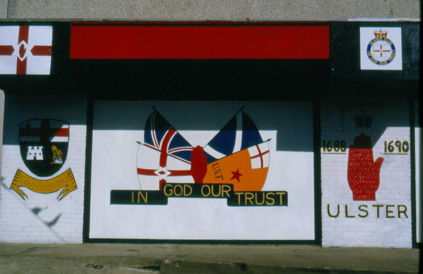 M00393 Kennedy Pl 1986